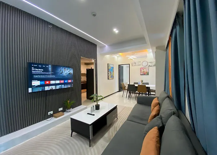 Delux 3bedrooms Seaview Poolview Next To Okada Airport Moa Apartamento *